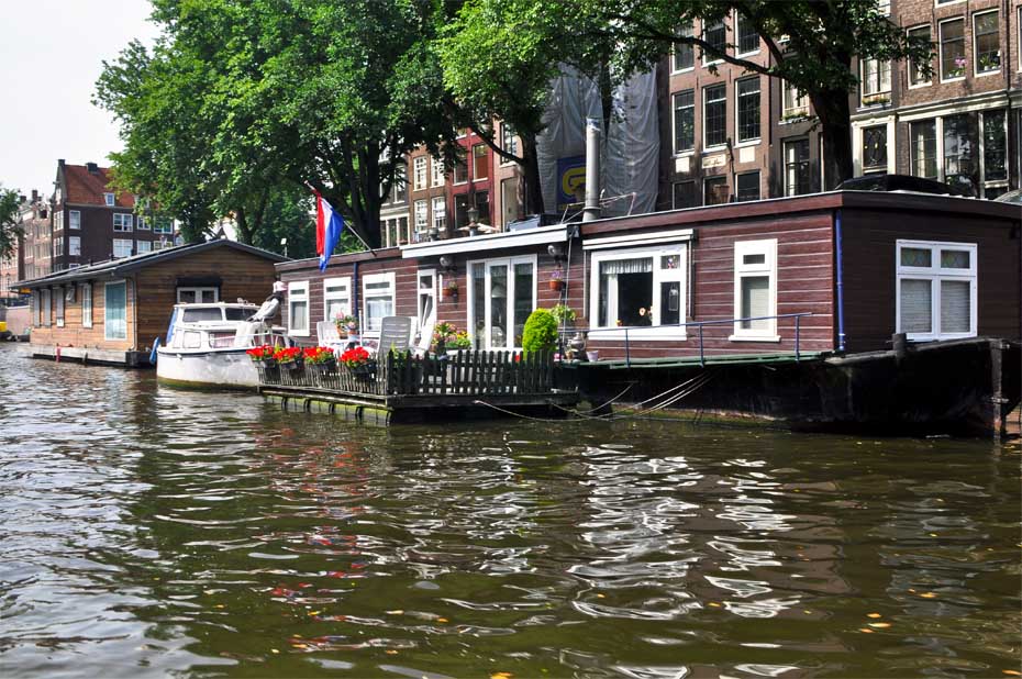 casa galleggiante amsterdam